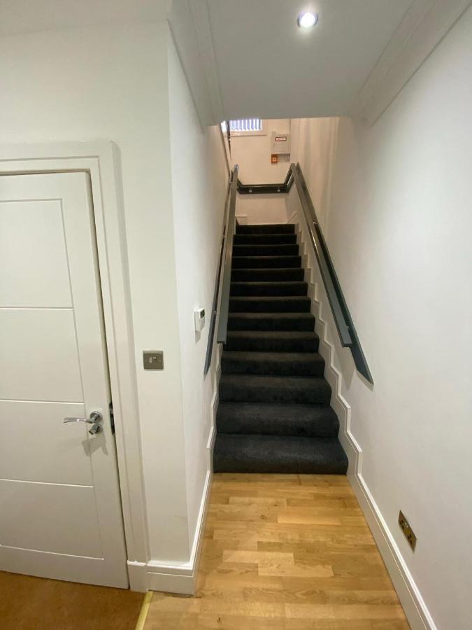 Ferienwohnung Penthouse Apt8 Wolverhampton Exterior foto