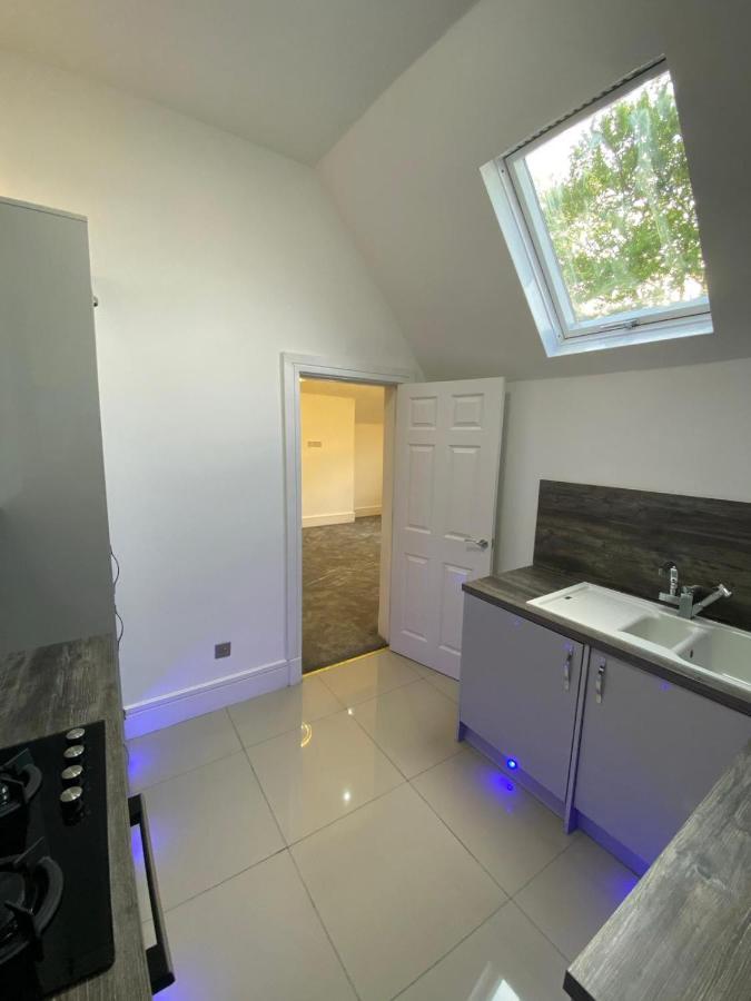 Ferienwohnung Penthouse Apt8 Wolverhampton Exterior foto