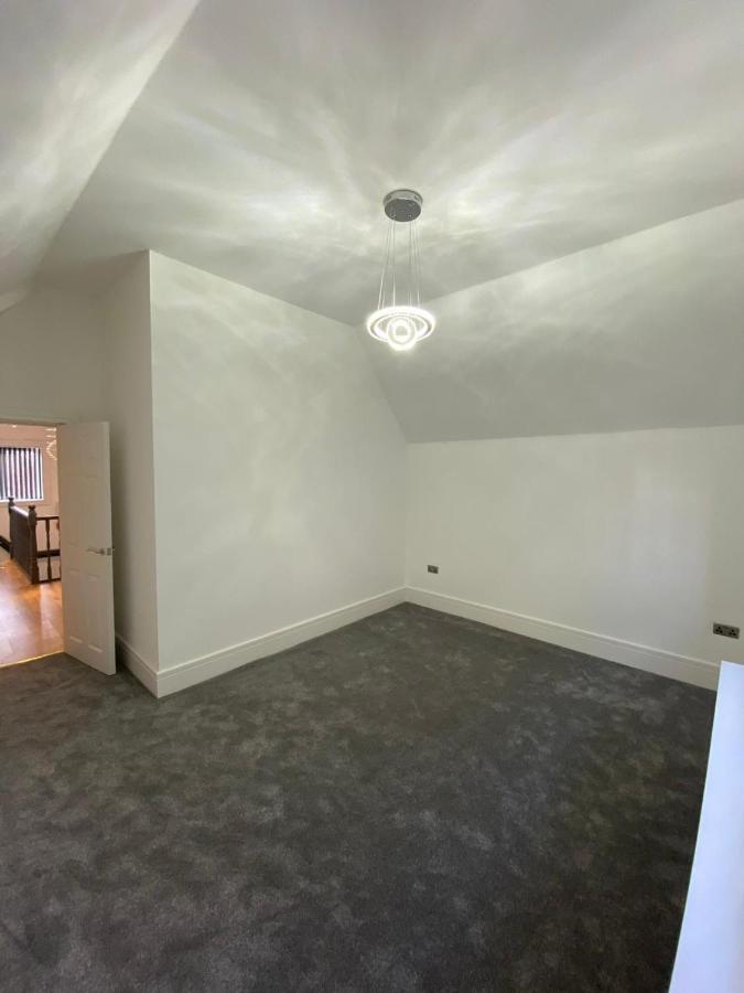 Ferienwohnung Penthouse Apt8 Wolverhampton Exterior foto